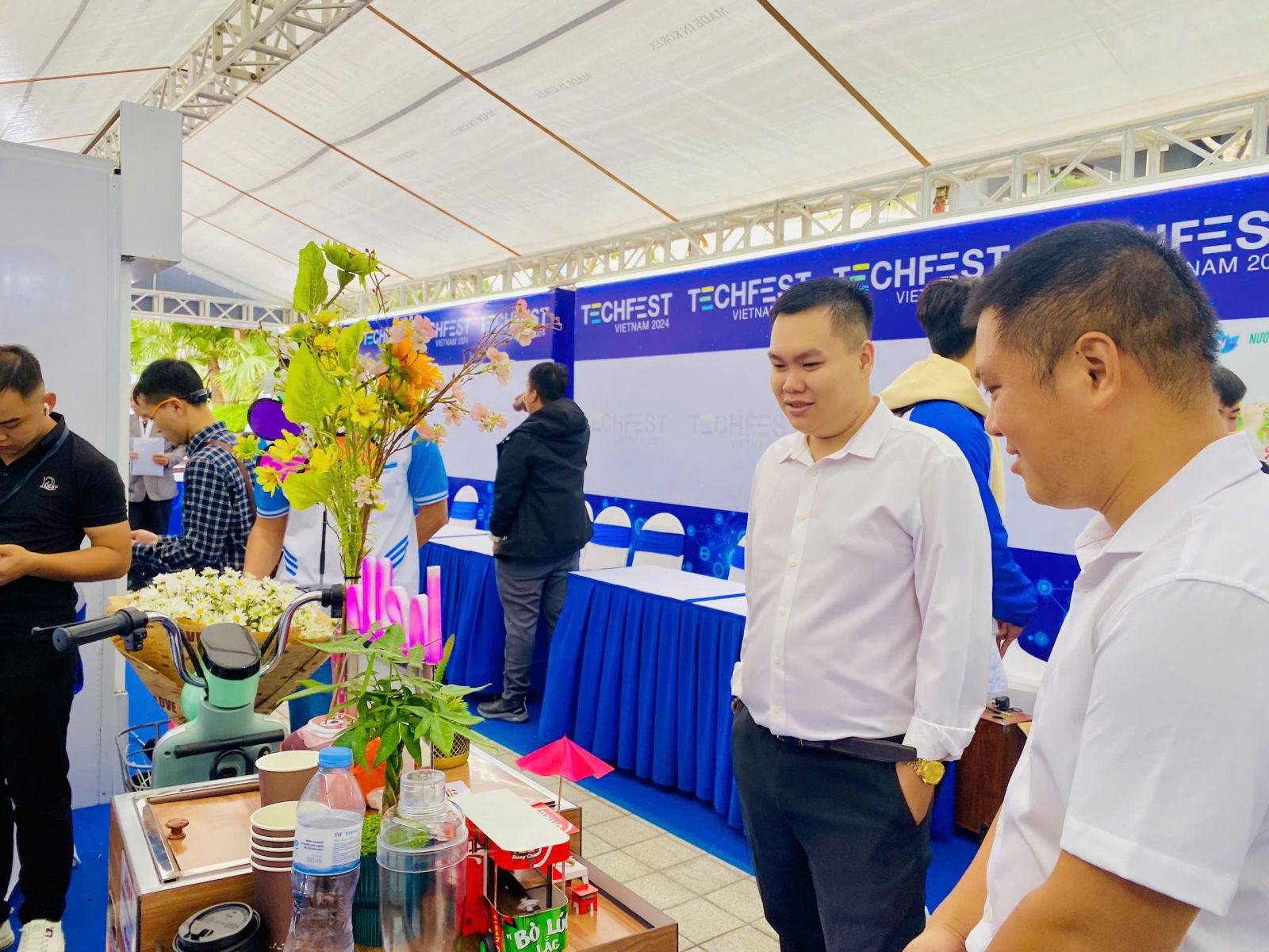 xe bán hàng lưu động